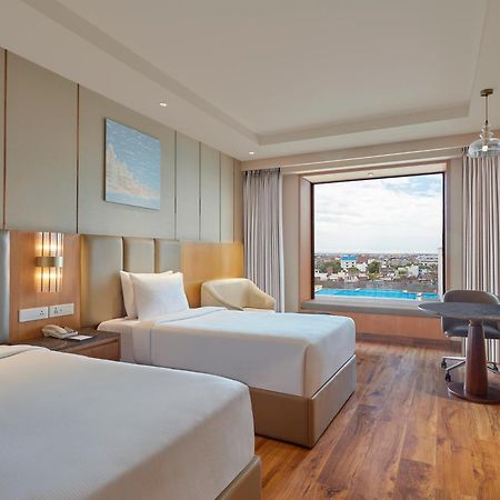 Doubletree By Hilton バラナシ エクステリア 写真