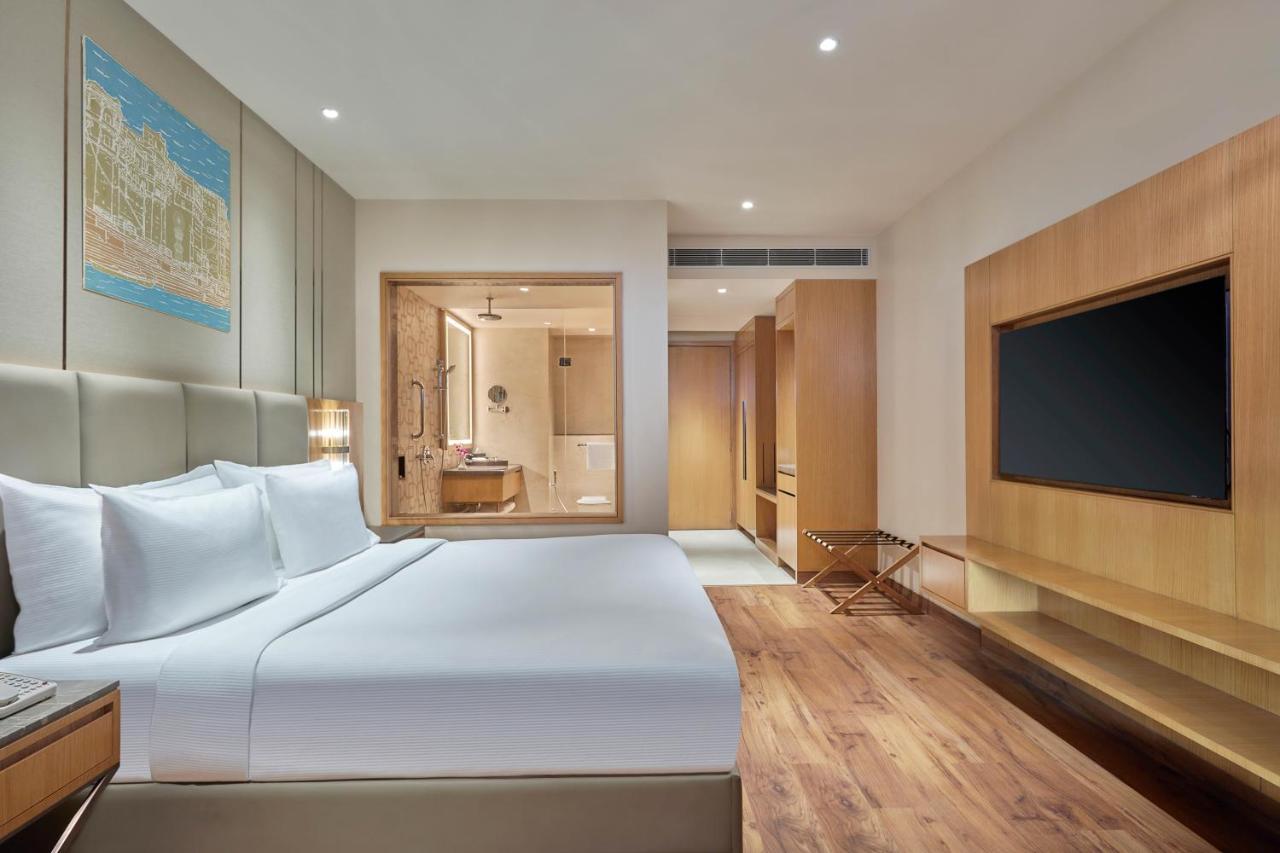 Doubletree By Hilton バラナシ エクステリア 写真