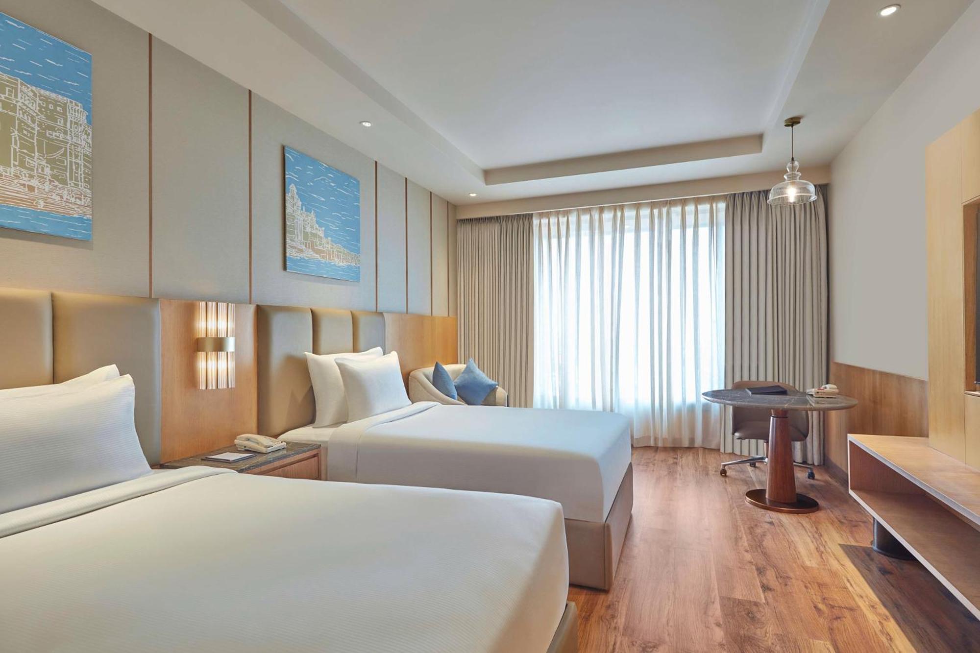 Doubletree By Hilton バラナシ エクステリア 写真