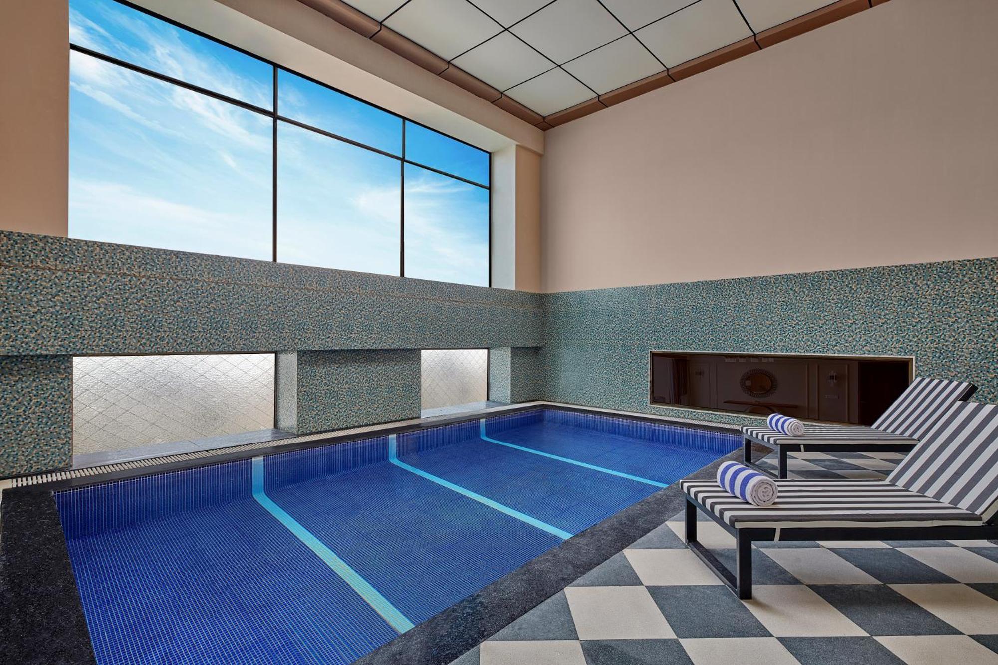 Doubletree By Hilton バラナシ エクステリア 写真